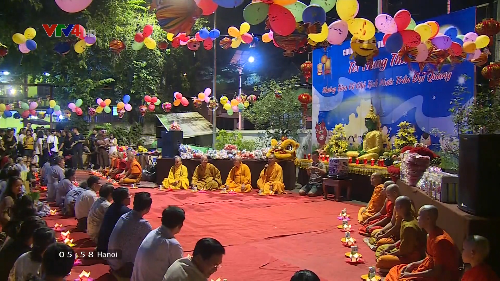 Người Việt tại Lào cầu siêu, tưởng niệm Chủ tịch nước Trần Đại Quang